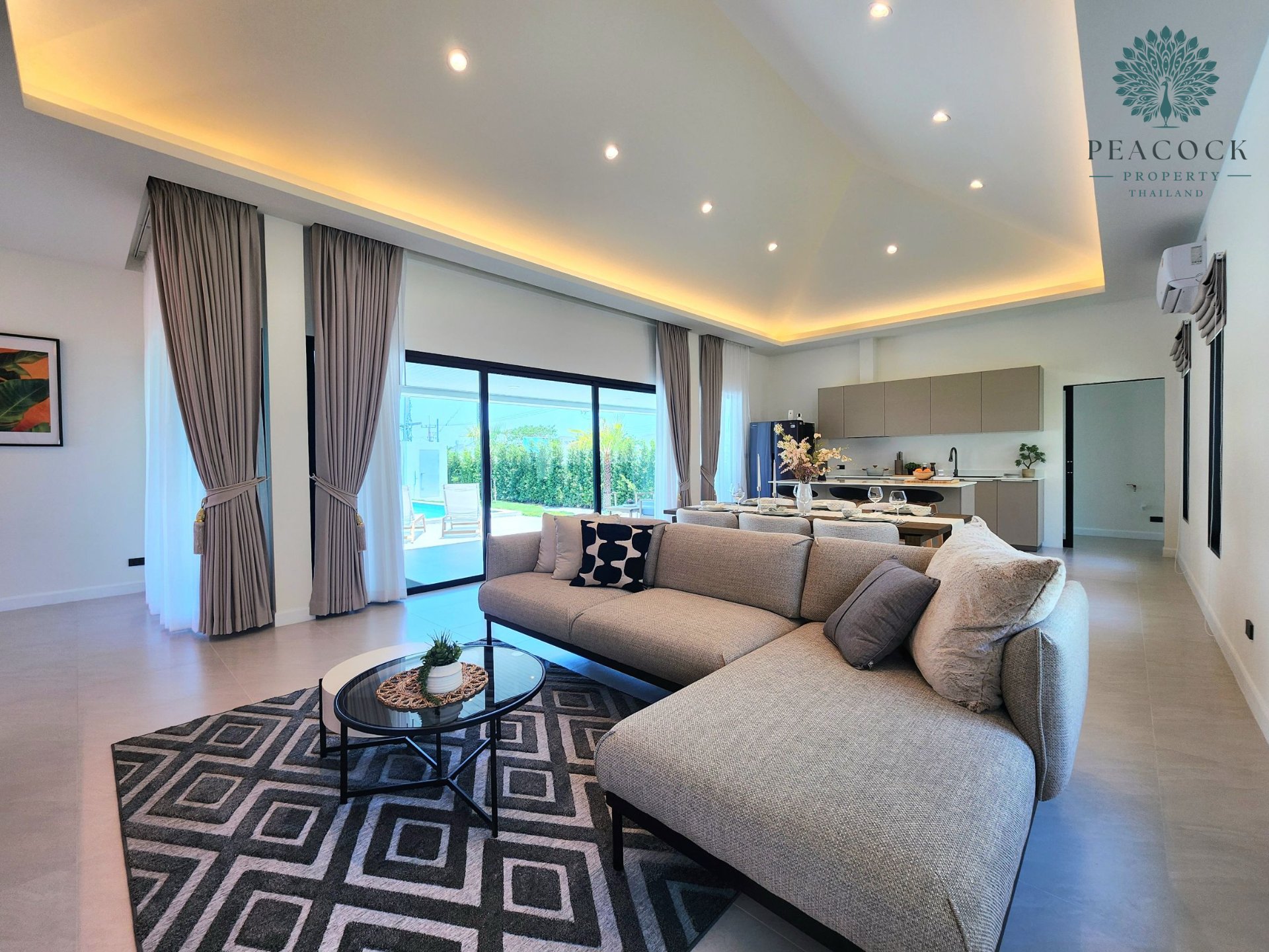 Luxury Pool Villa for Sale in Hua Hin 112