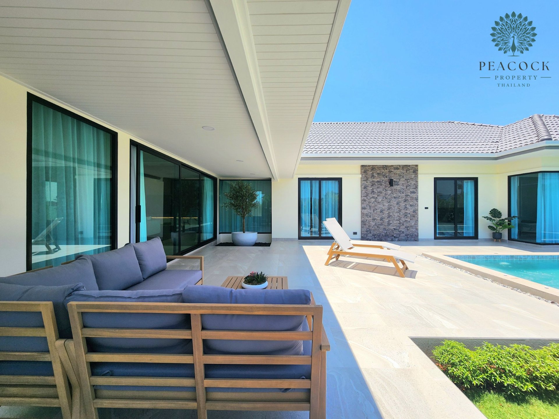 Luxury Pool Villa for Sale in Hua Hin 112